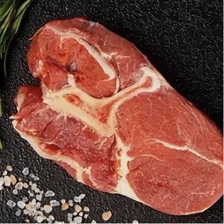 ОХЛАЖДЁННАЯ Лопатка говяжья на кости СП 2 кг 
