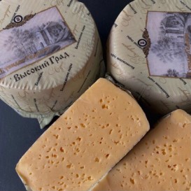 Сыр,,Высокий Град’’28% от 300 гр/уп(опт 820 руб/кг)