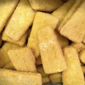 Треугольники лососёвых в панировке с/м(опт 370/351 руб/кг)