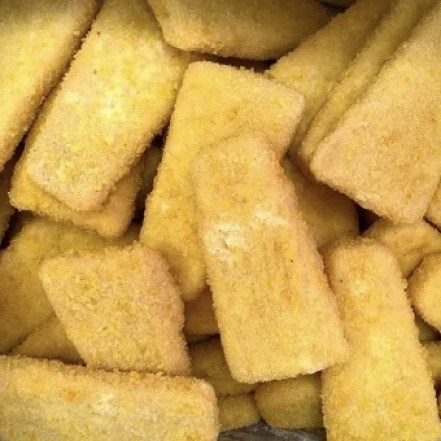 Треугольники лососёвых в панировке с/м(опт 370/351 руб/кг)