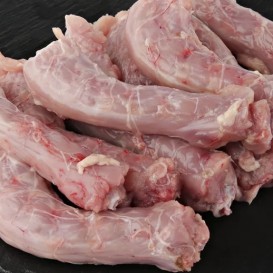 Шея куриная  с/м пакет 1 кг(опт 106/101 руб/кг)