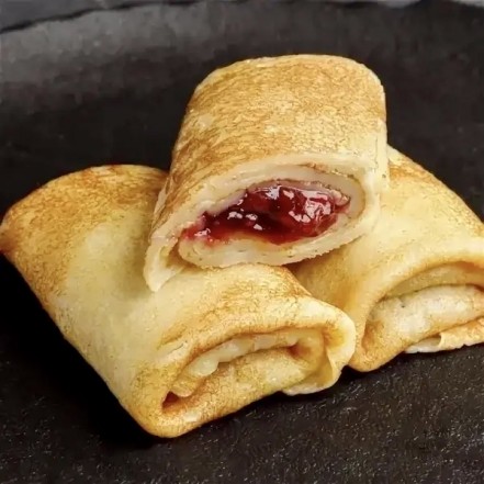 Блины с клубничной начинкой Мираторг с/м 1 кг(опт 323 руб/кг)