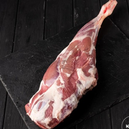 Баранина заднее стегно (огузок) н/к с/м Хакассия 3,5 кг