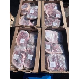 Окорок свиной на кости/шкуре  с/м СП 2кг/уп