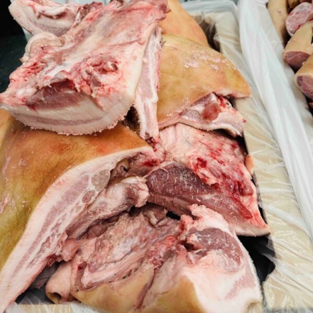 Щека свиная распил с/м СП фасовка 1 кг.